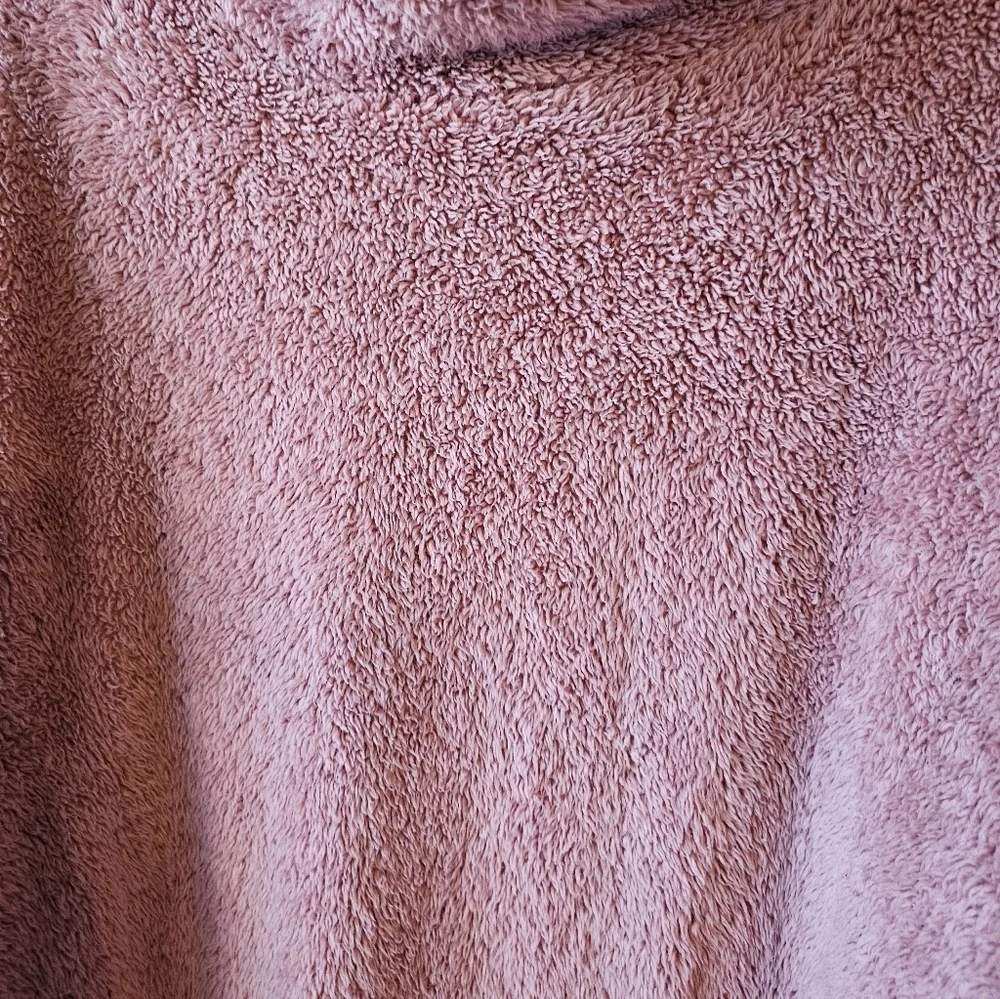 Derek Heart Soft Pink Sweater - Picture 3 of 5